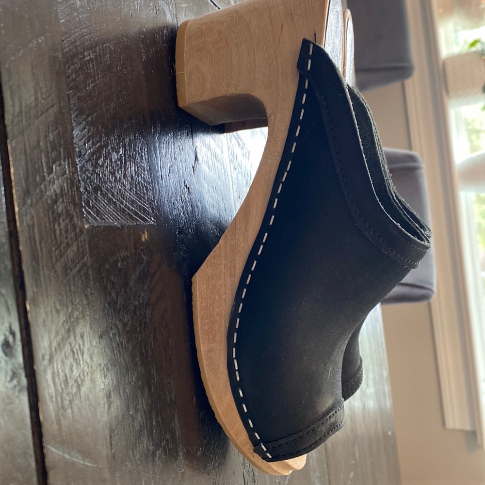 Black Clogs, Size 39. Like A Size 8. Not For A Wi… - image 1